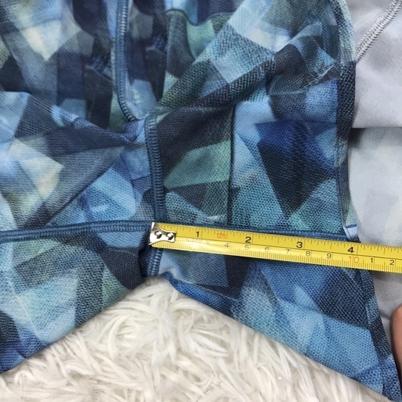 Lululemon Hotty Hot Short II *Long 4" City Shadow Alpine White Multi / Blue Glow - Picture 2 of 7